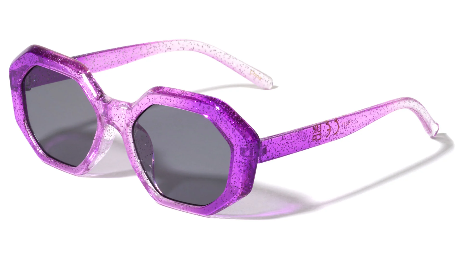 Timeless Elegance Resonates In Every Luxurious Pair Of Sunglasses, Enhancing Your Style With Grace And Sophistication